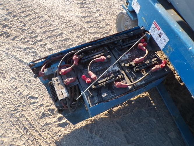 Used 2019 GENIE GS-1930 Scissor Lift, photo 8