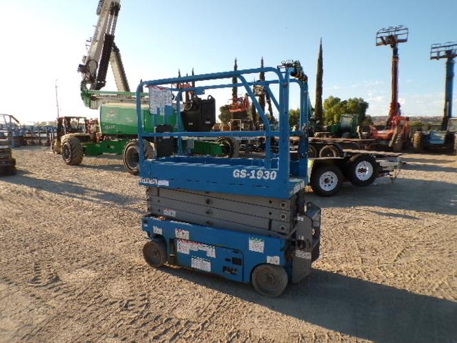 Used 2018 GENIE GS-1930 Scissor Lift, photo 3