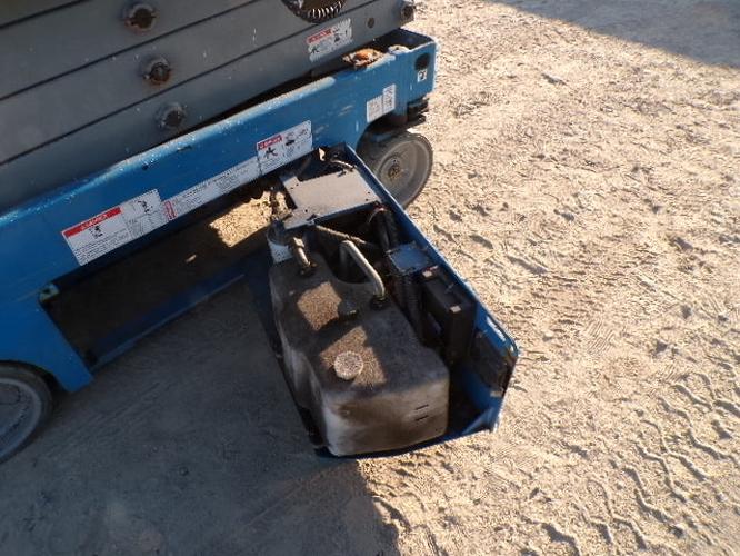 Used 2018 GENIE GS-1930 Scissor Lift, photo 8