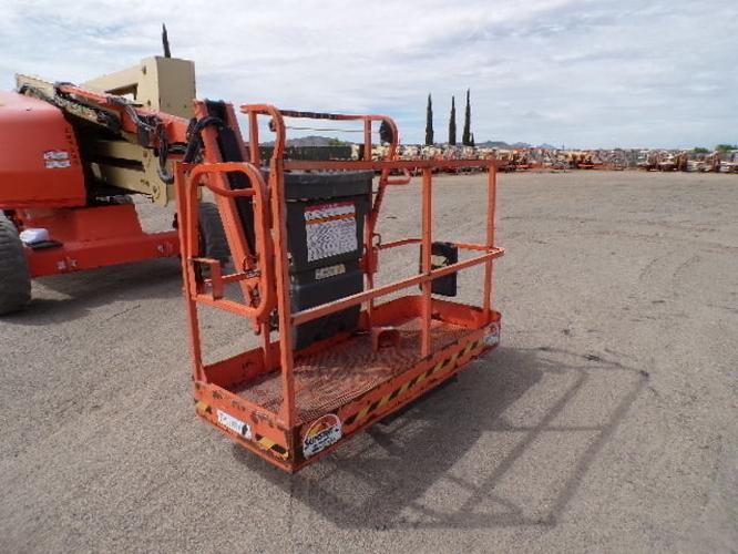 Used 2019 JLG 450AJ Articulating Boom Lift, photo 19