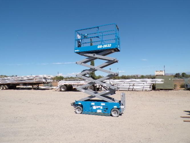 Used 2019 GENIE GS-2632 Scissor Lift, photo 11