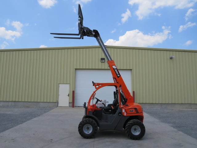 New 2026 SKYTRAK 3013 Telehandler Forklift