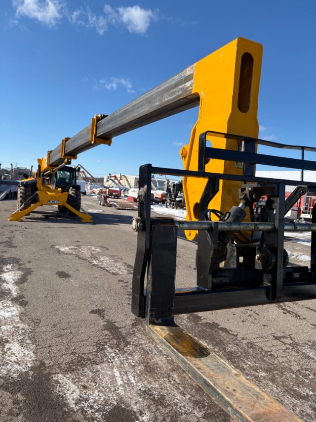 Used 2016 JCB 510-56 Telehandler Forklift