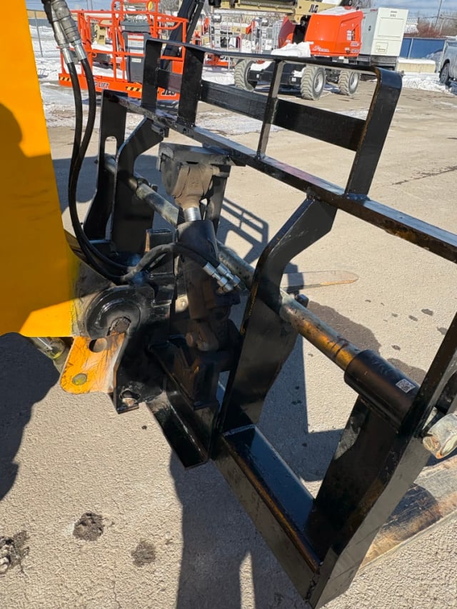 Used 2016 JCB 510-56 Telehandler Forklift