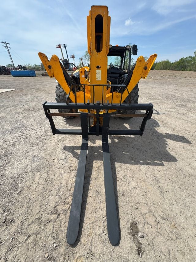 Used 2017 JCB 510-56 Telehandler Forklift