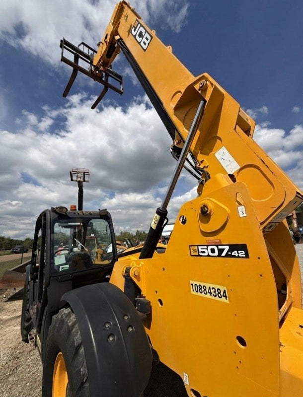 Used 2019 JCB 507-42 Telehandler Forklift, photo 2