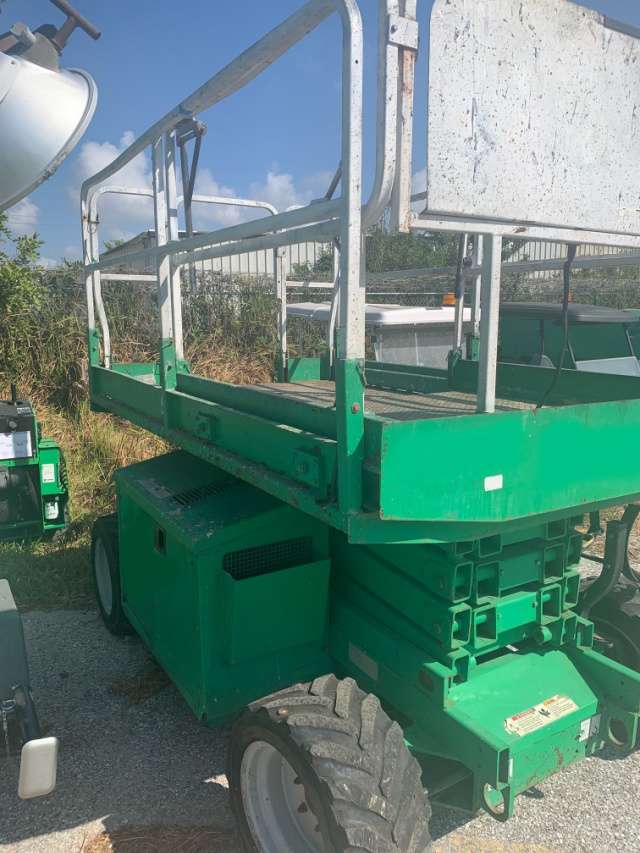 Used 2014 JLG 260MRT Scissor Lift