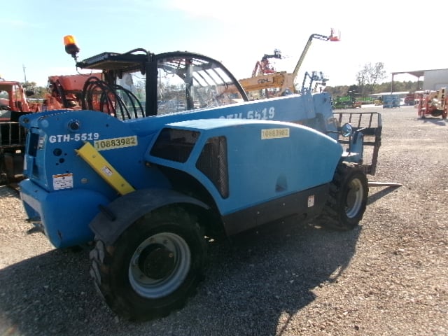 Used 2019 GENIE GTH-5519 Telehandler Forklift