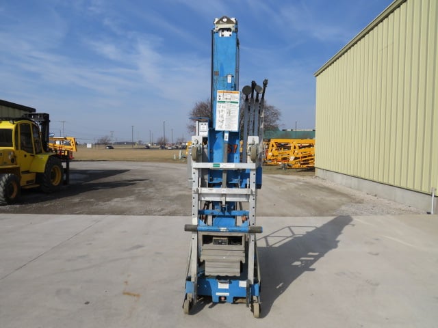 Used 2009 GENIE AWP-40S Aerial Work Platform