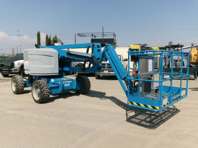 Used 2017 GENIE Z-45/25J RT Articulating Boom Lift