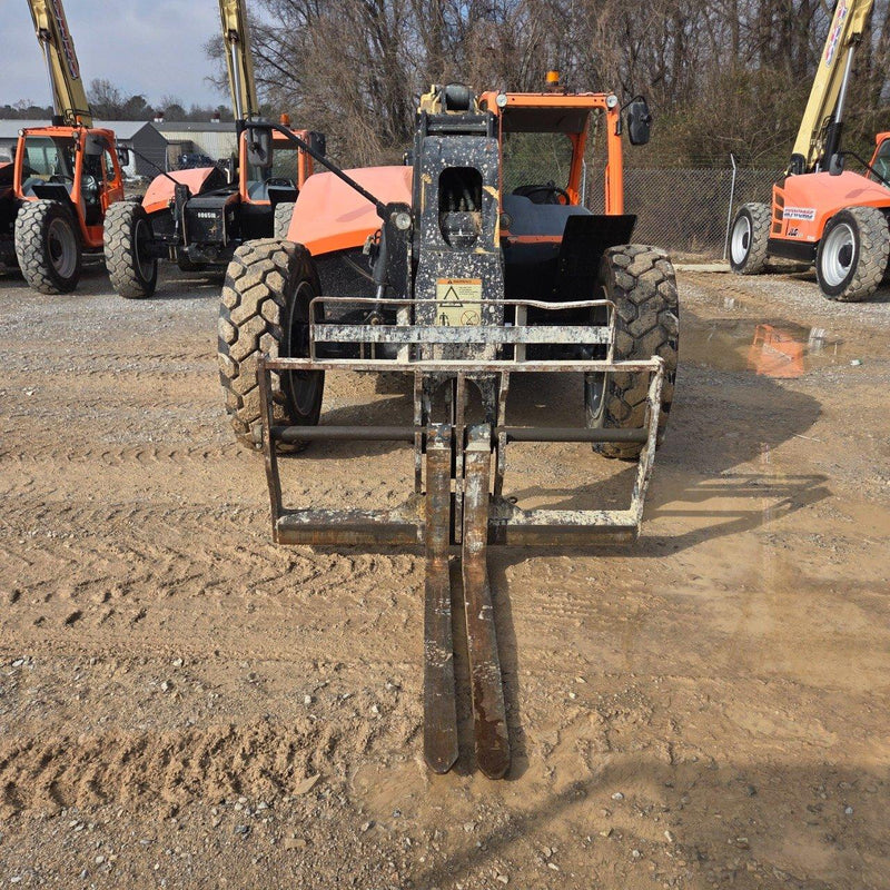 Used 2018 JLG 742 Telehandler Forklift, photo 4