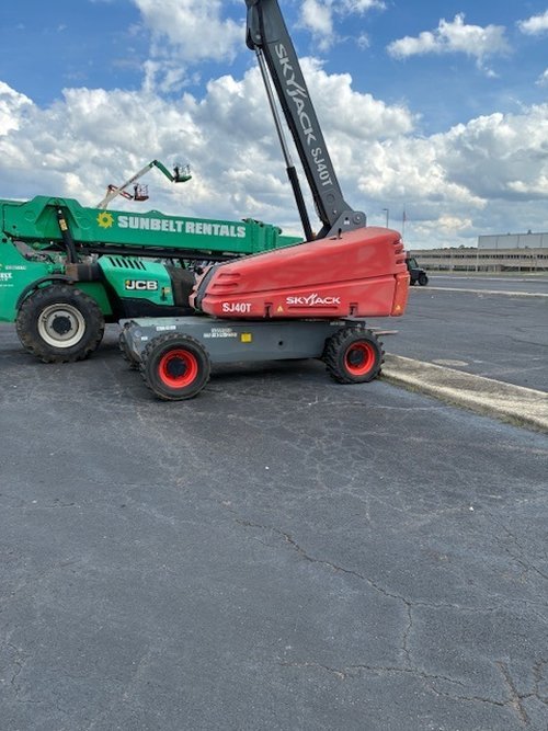Used 2017 SKYJACK SJ40 T Telescopic Boom Lift