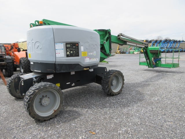 Used 2016 GENIE Z-62/40 Articulating Boom Lift