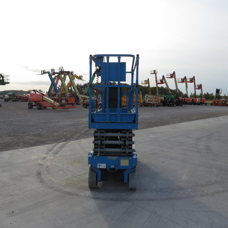 Used 2019 GENIE GS-2632 Scissor Lift, photo 3