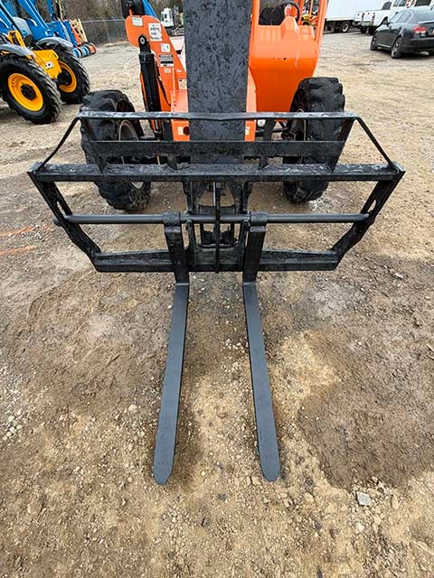 Used 2017 SKYTRAK 6042 Telehandler Forklift