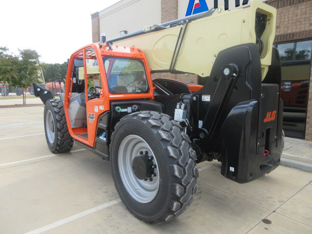 New 2026 JLG 1055 Telehandler Forklift