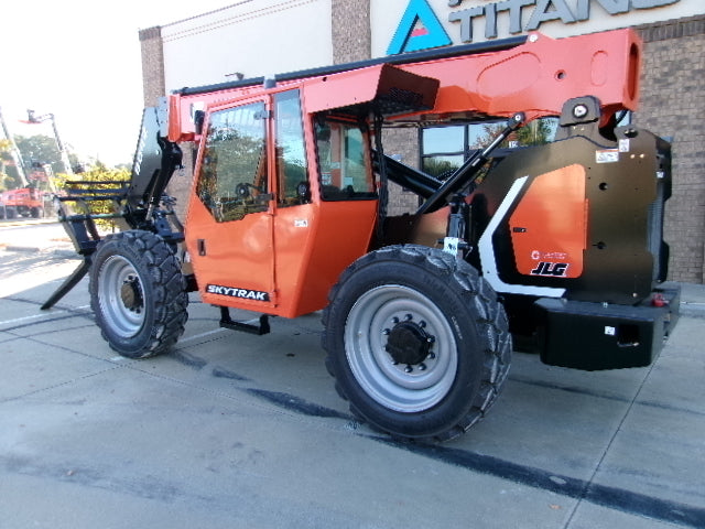New 2026 SKYTRAK 8042 Telehandler Forklift