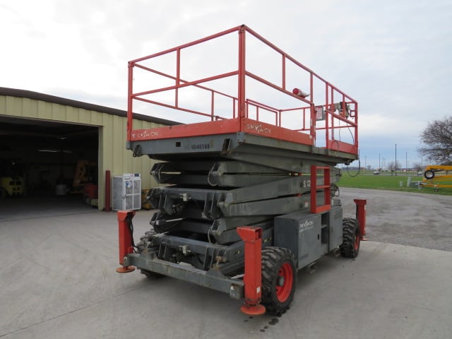 Used 2013 SKYJACK SJ9250 RT Scissor Lift