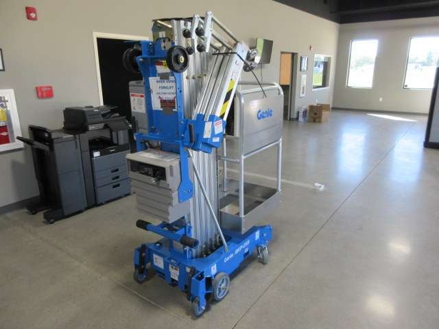 New 2026 GENIE AWP-25S Aerial Work Platform