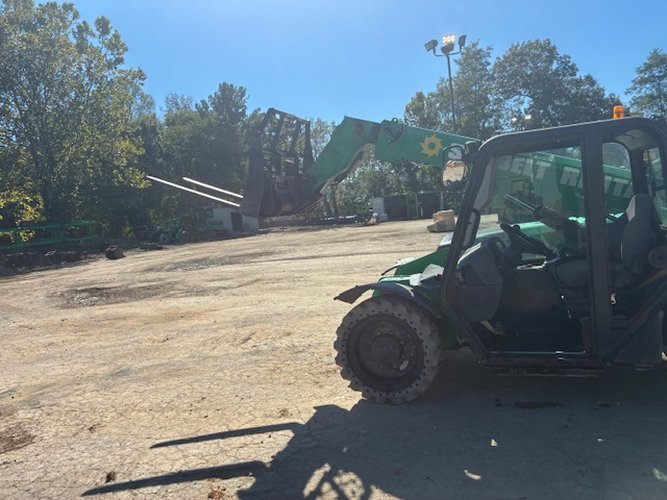Used 2017 JCB 525-60 Telehandler Forklift, photo 2