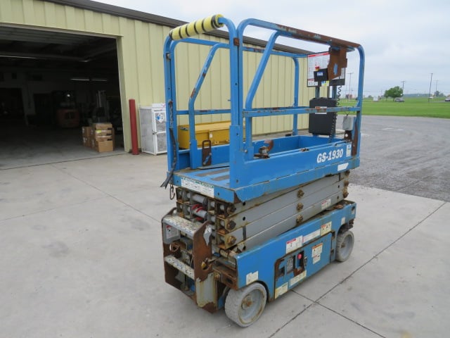 Used 2017 GENIE GS-1930 Scissor Lift