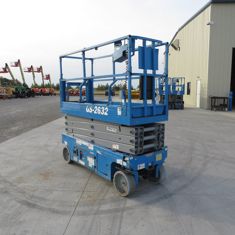 Used 2019 GENIE GS-2632 Scissor Lift, photo 4