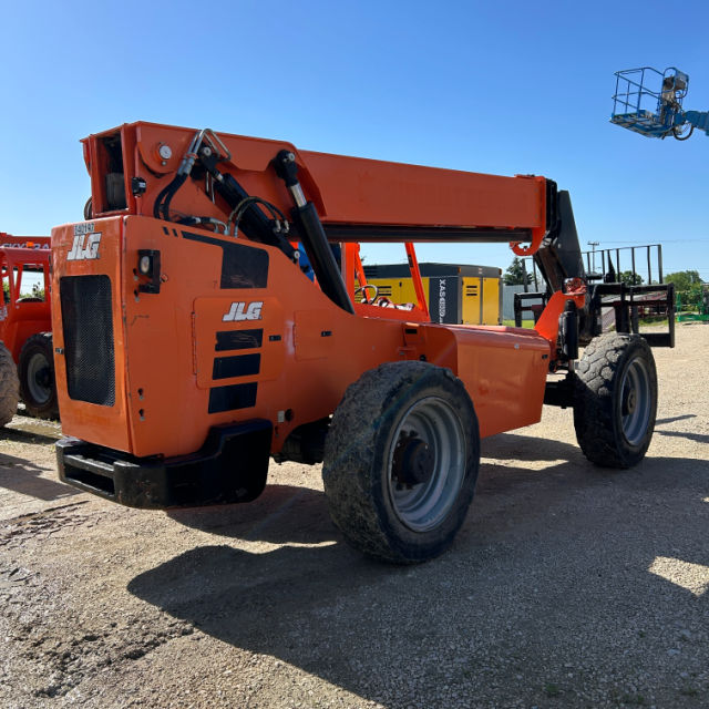 Used 2016 SKYTRAK 8042 Telehandler Forklift