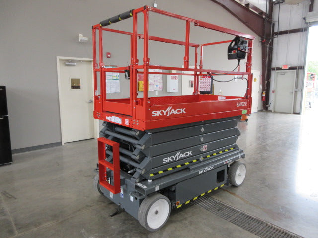 New 2026 SKYJACK SJ4732 E Scissor Lift