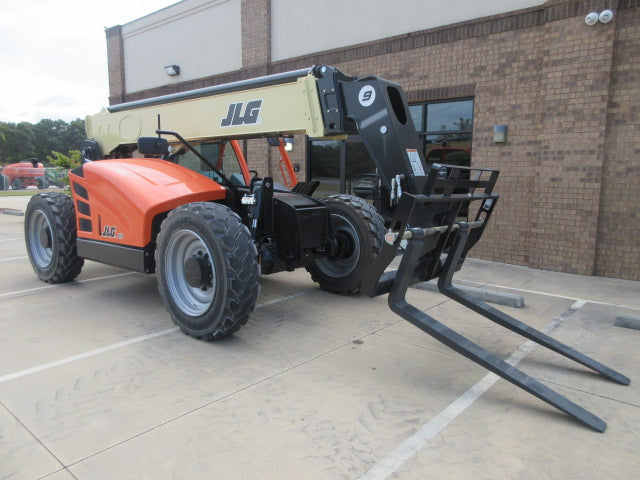 New 2025 JLG 943 Telehandler Forklift