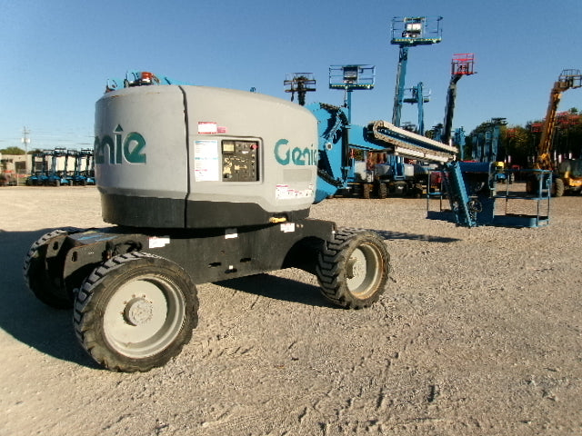 Used 2018 GENIE Z-62/40 Articulating Boom Lift