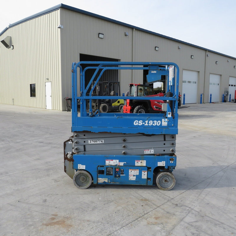 Used 2019 GENIE GS-1930 Scissor Lift, photo 5