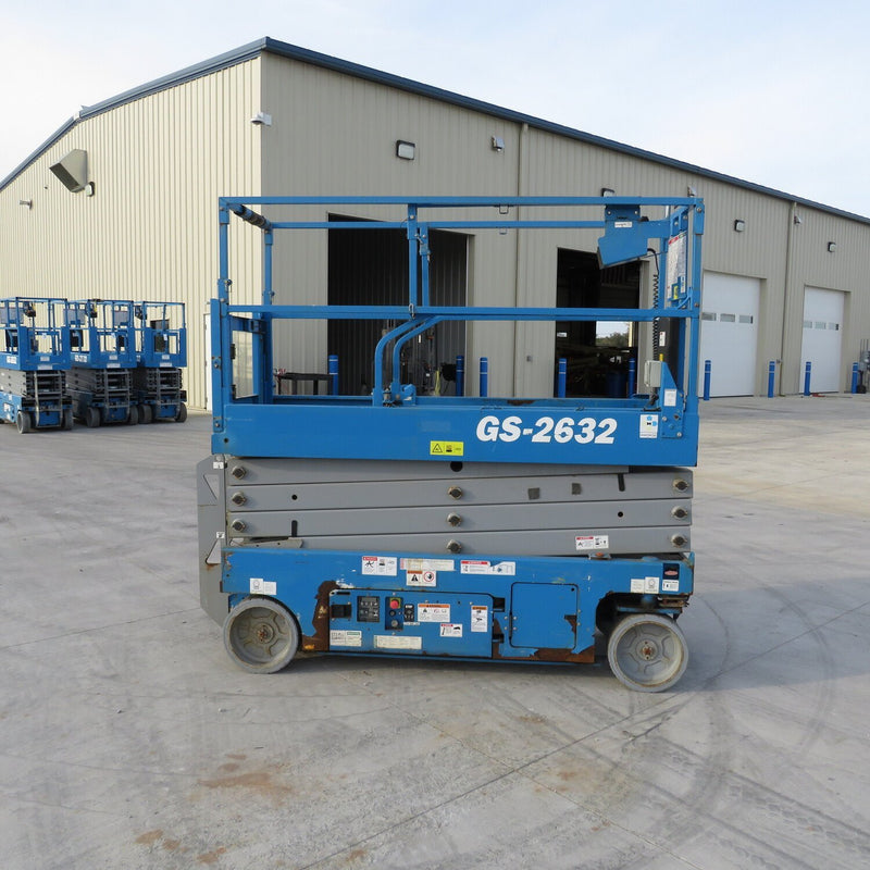 Used 2019 GENIE GS-2632 Scissor Lift, photo 5