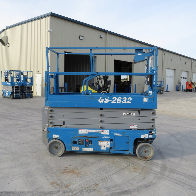 Used 2019 GENIE GS-2632 Scissor Lift, photo 5