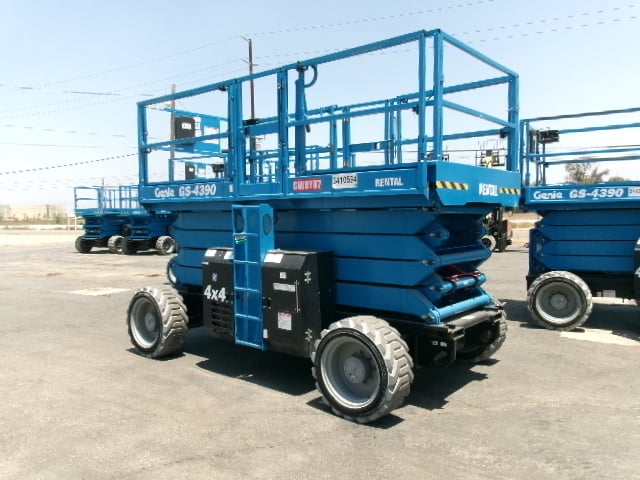 Used 2022 GENIE GS-4390 RT Scissor Lift