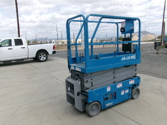 Used 2017 GENIE GS-1930 Scissor Lift