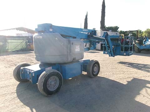 Used 2016 GENIE Z-45/25J DC Articulating Boom Lift