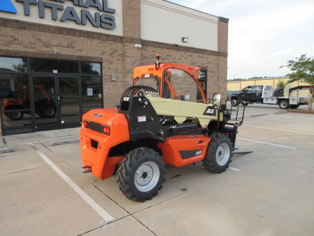 New 2025 JLG 313 Telehandler Forklift