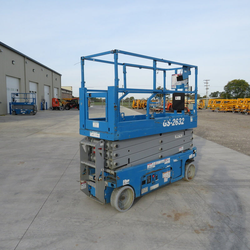 Used 2019 GENIE GS-2632 Scissor Lift, photo 6