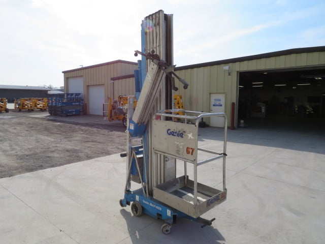 Used 2009 GENIE AWP-40S Aerial Work Platform