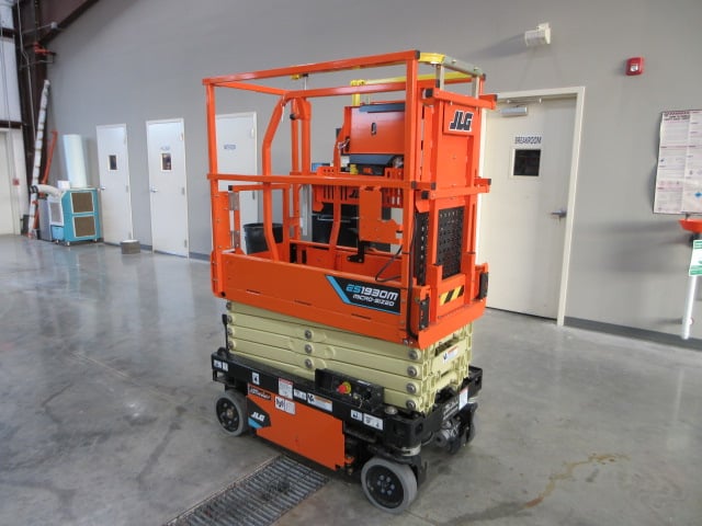 New 2026 JLG ES1930M Scissor Lift