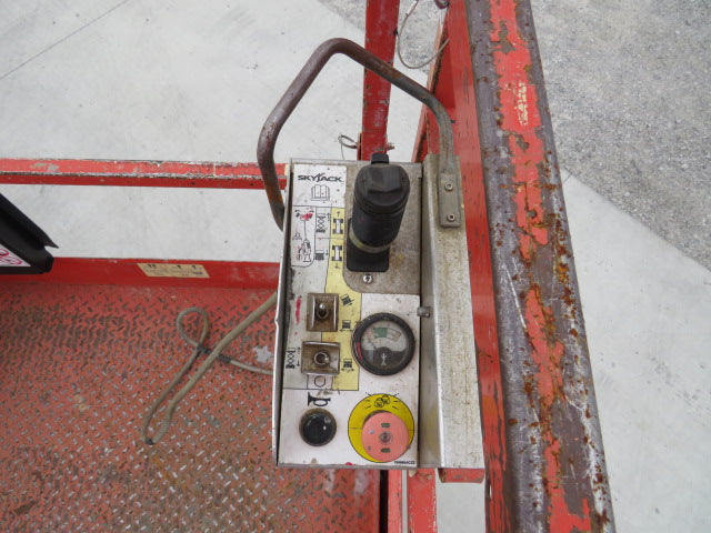 Used 2014 SKYJACK SJ4632 Scissor Lift