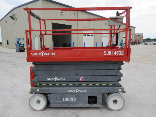 Used 2014 SKYJACK SJ4632 Scissor Lift