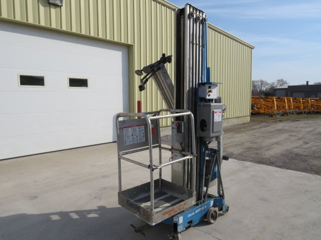 Used 2009 GENIE AWP-40S Aerial Work Platform