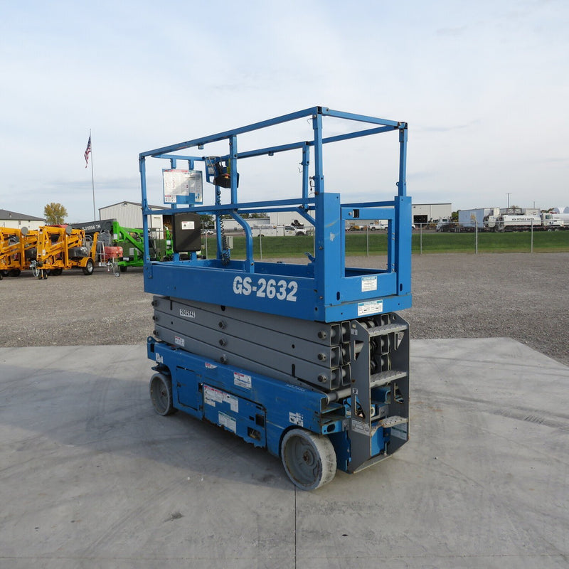 Used 2019 GENIE GS-2632 Scissor Lift, photo 8