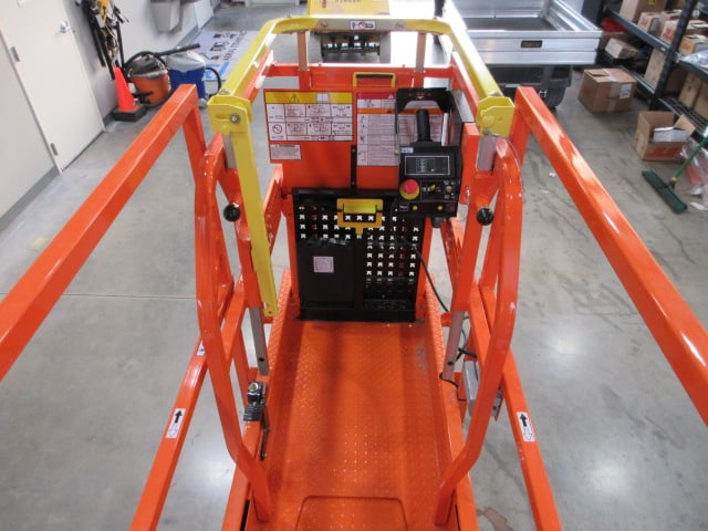 New 2026 JLG ES1930M - Mid-Rail Deck Scissor Lift