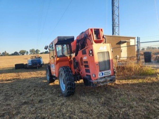 Used 2018 SKYTRAK 6042 Telehandler Forklift, photo 3
