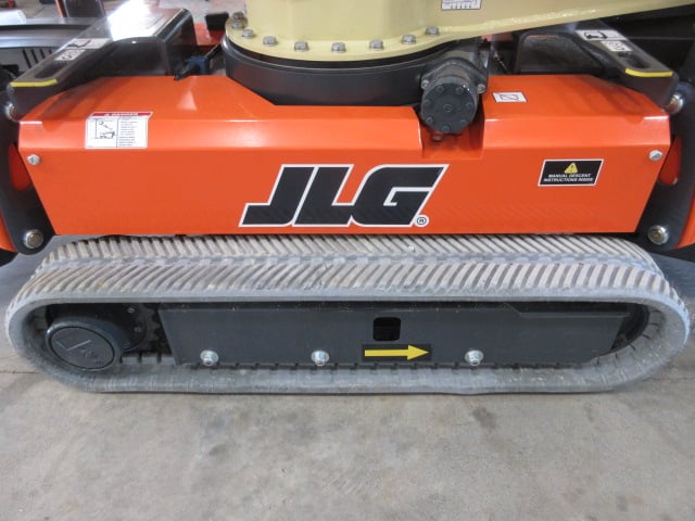 New 2026 JLG X600AJ Tracked-Drive Boom Lift