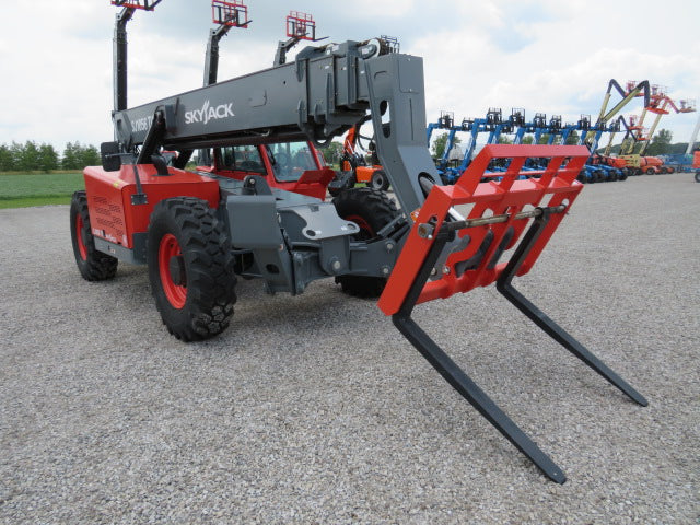 New 2026 SKYJACK SJ1056 TH Telehandler Forklift