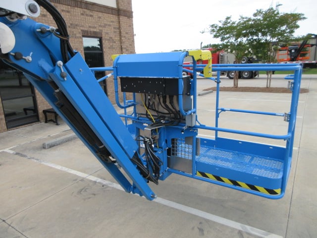 New 2026 GENIE Z-62/40 Articulating Boom Lift