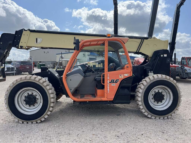 Used 2016 JLG 742 Telehandler Forklift, photo 13